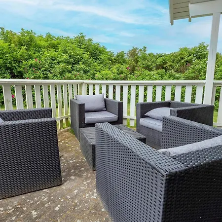 4 Star In Harboore Semesterbostad